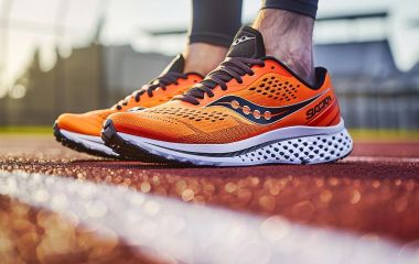 Saucony 17 та Saucony Ride 17: нові моделі бігових кросівок