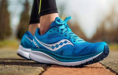 Saucony Guide проти Kinvara: порівняння основних характеристик